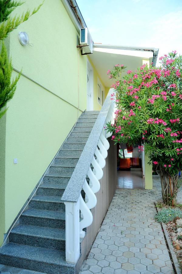 Apartments Marina Vir Εξωτερικό φωτογραφία